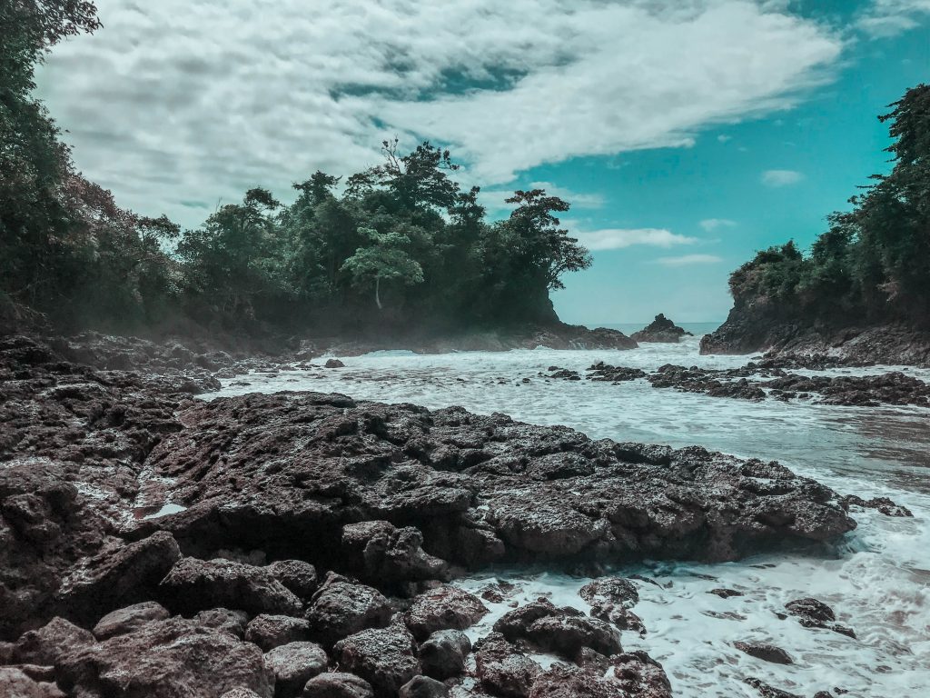 que hacer en manuel antonio