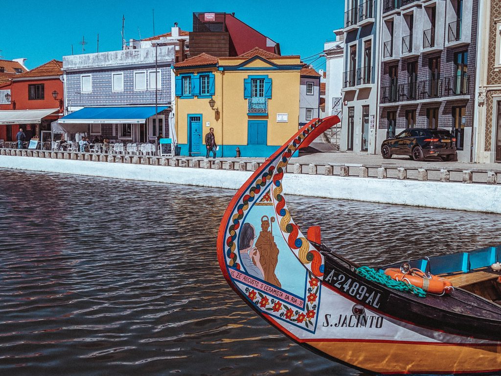 AVEIRO TRAVEL GUIDE